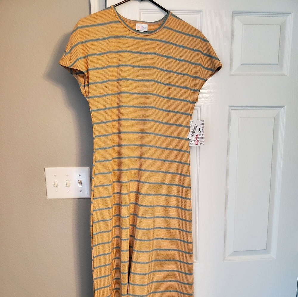 LuLaRoe Maria Small